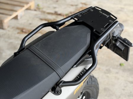 Yamaha Tenere 700 – Combo Piastra Posteriore e Maniglie Passeggero